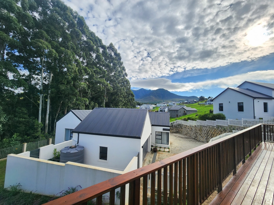 4 Bedroom Property for Sale in Mont Fleur Mountain Estate Western Cape